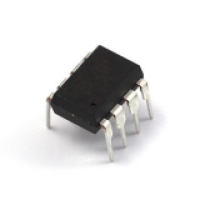LM393P Comparator